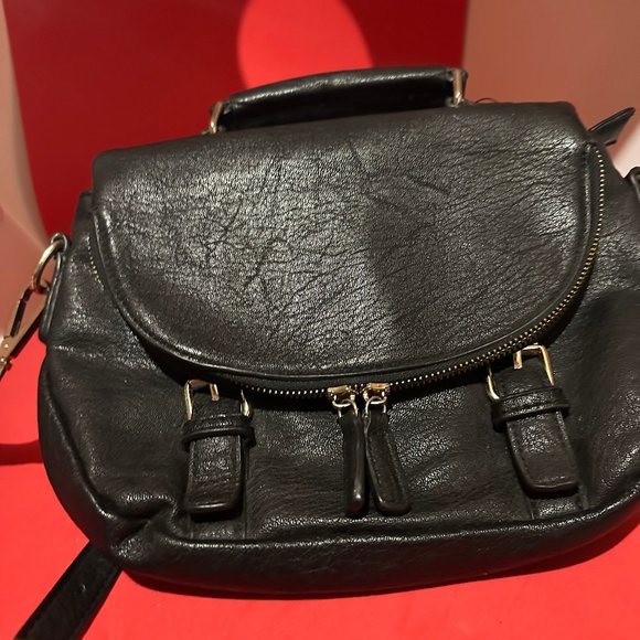 Urban Expressions - Picture 5 of 6